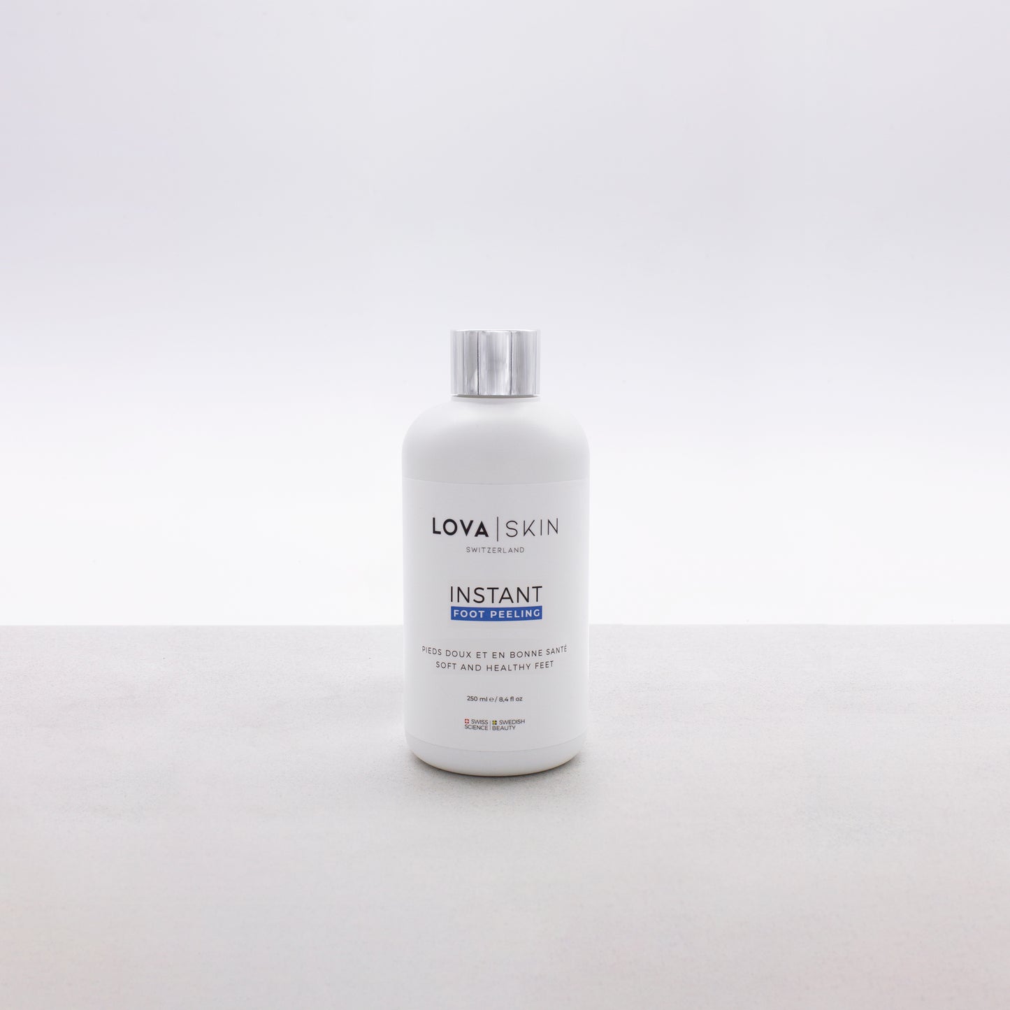 INSTANT FOOT PEEL XL by LOVASKIN - one 75 ml spray bottle and a 250 ml refill bottle